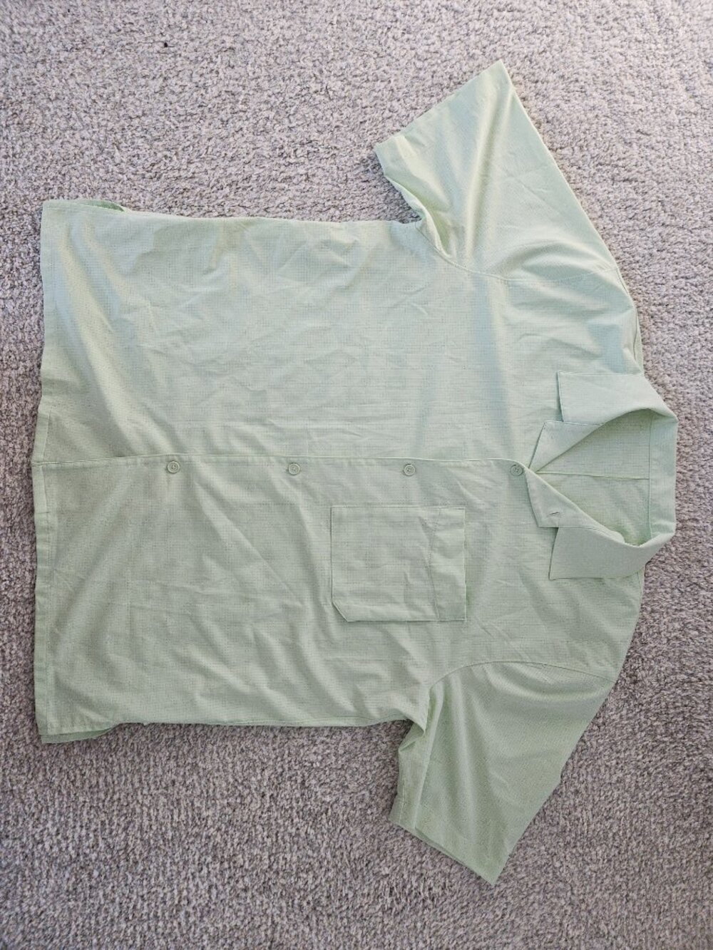 Lululemon Lightweight Camp Collar Button-Up Shirt in Palm Court, Size L - Picture 6 of 7